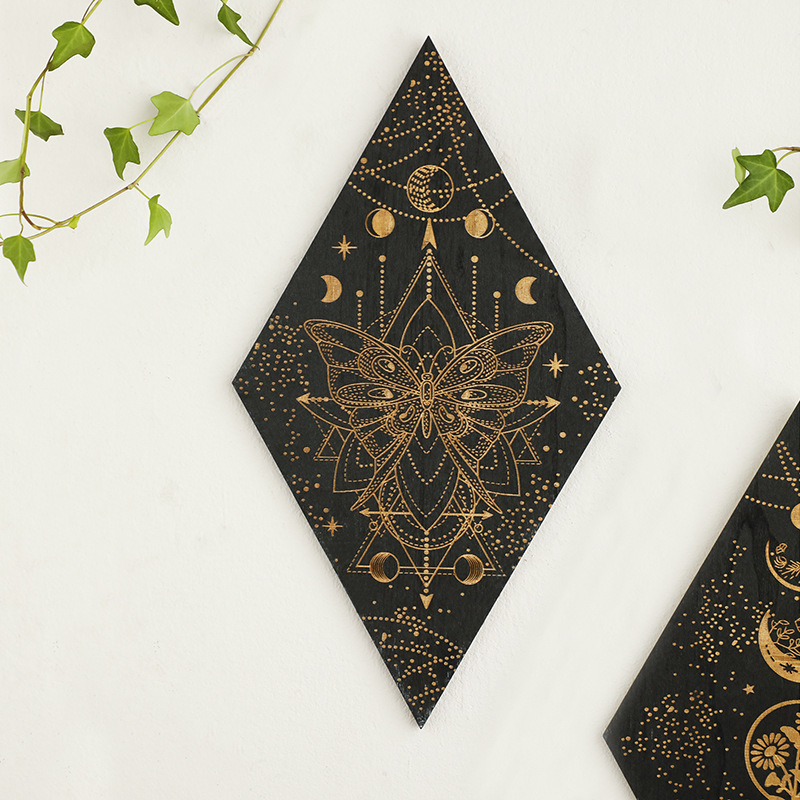 Geometric Carved Wooden Triang - Geometric Shelf Triangle 评论和价格